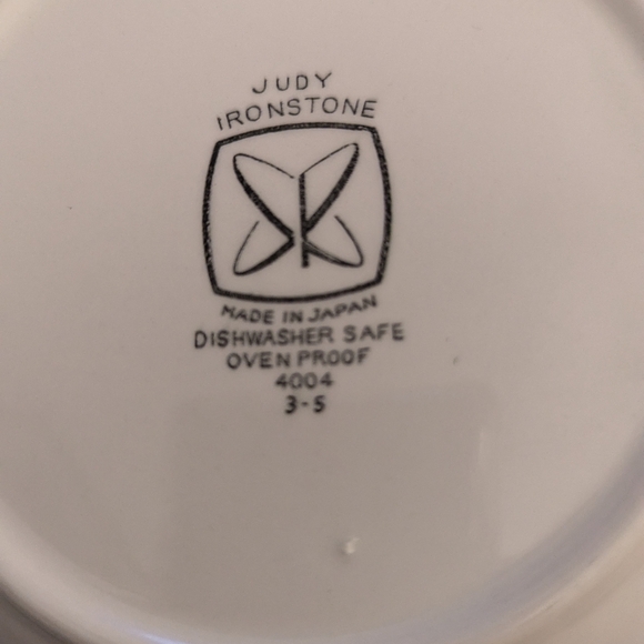 2 Vintage Judy Ironstone Salad Plates Yellow White Check Pattern Made In Japan - Picture 6 of 6